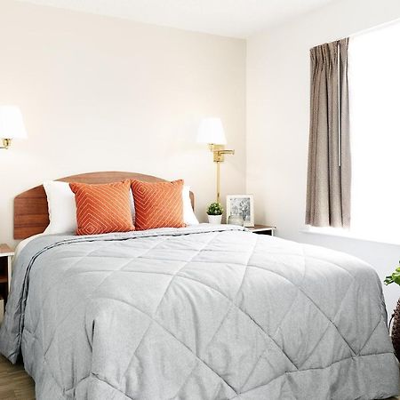 Intown Suites Extended Stay Jacksonville Fl - Atlantic Blvd ภายนอก รูปภาพ